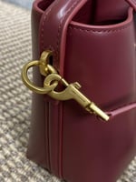 شنطة سان لوران Saint Lauren Le 37 small