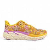 HOKA Clifton 8