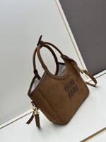 شنطة ميو ميو آيفي Miu Miu IVY