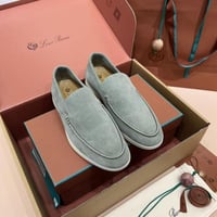 كاجوال Loro Piana