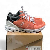 حذاء On Cloudflyer 4