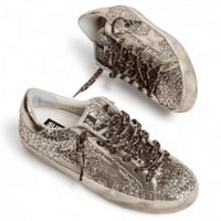 جولدن جوس Golden Goose