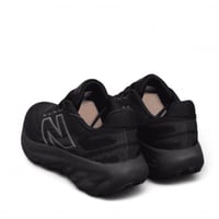 1080V13 نيوبالانس