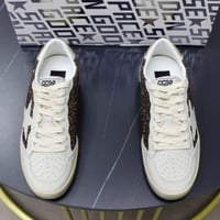 جولدن جوس Golden Goose