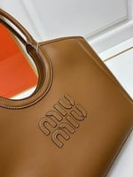 شنطة ميو ميو آيفي Miu Miu IVY