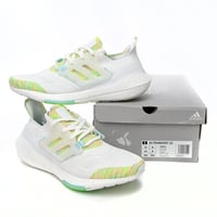 Adidas Ultra Boost 22