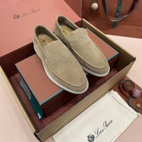 كاجوال Loro Piana