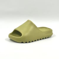 سليبرات اديداس