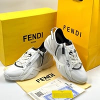 كاجوال FENDI
