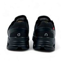 حذاء اون راننج كلاود سويفت اسود