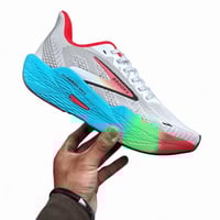 Brooks Hyperion Max 2
