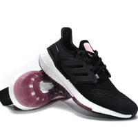 Adidas Ultra Boost 22