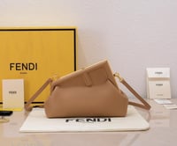 شنطة فيندي Fendi First
