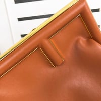 شنطة فيندي Fendi First