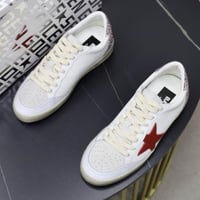 جولدن جوس Golden Goose