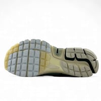 Nike Air Zoom Vomero 5