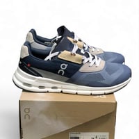 شوز اون راننج كلاودريفت ازرق