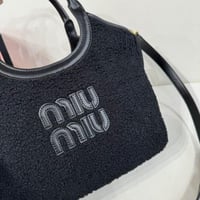 شنطة ميو ميو آيفي Miu Miu IVY