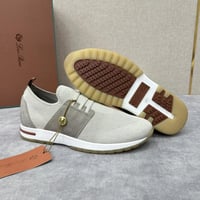 كاجوال Loro Piana