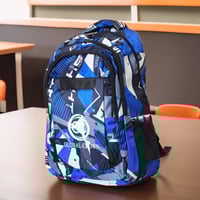 حقيبة ظهر مدرسية للاولاد بألوان متعددة