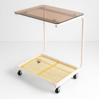 طاولة خدمة متحركة سطح زجاجي وقاعدة معدن - ابيض