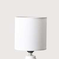 اباجورة طاولة كلاسيك