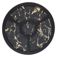 صحن مكسرات وحلويات مقسم