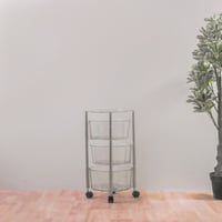 سلة تخزين دائرية من الإكريليك مع عجلات 3 أدوار