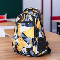 حقيبة ظهر مدرسية للاولاد بألوان متعددة