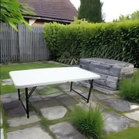 طاولة بلاستيك قابلة للطى