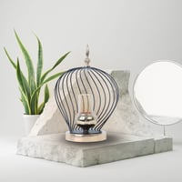 حامل شموع بتصميم رائع وعصري مع قاعدة ذهبية