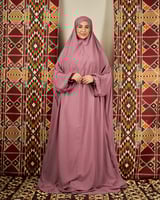 شرشف صلاة وردي- بخنق مطاط