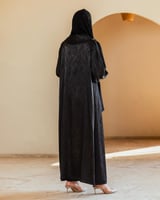 عباية سوداء ستان جاكار تايقر