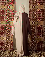 شرشف صلاة بلونين البيج والبني الغامق - سحاب