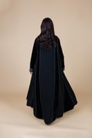 عباية مع طرحة مخمل S821