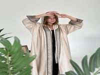 عباية حرير مغسول مع لنن هندي مقلم بيج