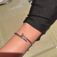 اسورة جست ان كلو سلفر -سادة