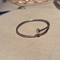 اسورة جست ان كلو سلفر -سادة