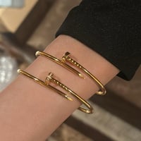 اسورة جست ان كلو قولد-سادة