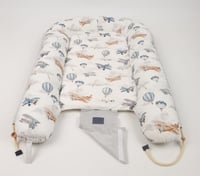 مهد مواليد متنقل