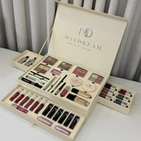 بوكس مكياج 43 قطعة كل أدوات التجميل في بوكس واحد