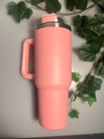 مق لتخزين المشروب