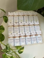 علبة مع تعبئة حلاوة