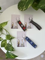 ميدالية قماش بتصميم شعبي