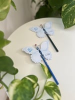 قلم رصاص الفراشة