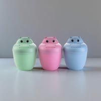 كوب استحمام للأطفال - عدة الوان