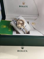 ساعة رولكس نسائي استل ستيل كرت الماركة مع ملحاقاته...