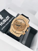 ساعة هوبلت رجالي درجة اولى مع كرت الماركة وكامل مل...