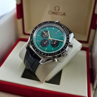 ساعة ماركة اوميغا بكامل الملحقات اخر اصدار