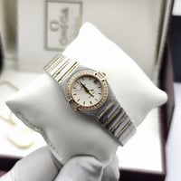 ساعة اوميغا نسائي بطارية استل ستيل بكامل الملحقات